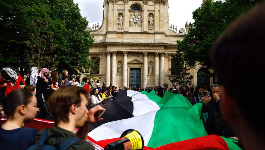 , Blocage de la Sorbonne en soutien aux Palestiniens : Intervention « en cours » au sein de l&rsquo;établissement pour évacuer des manifestants