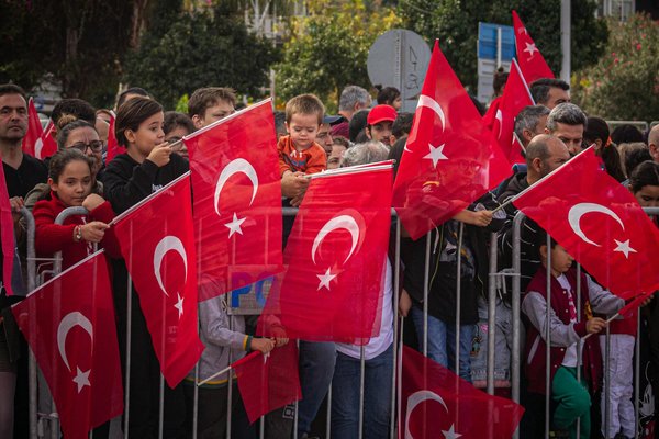 Naviguer le marché du travail en période de récession : Guide ultime pour décrocher un emploi